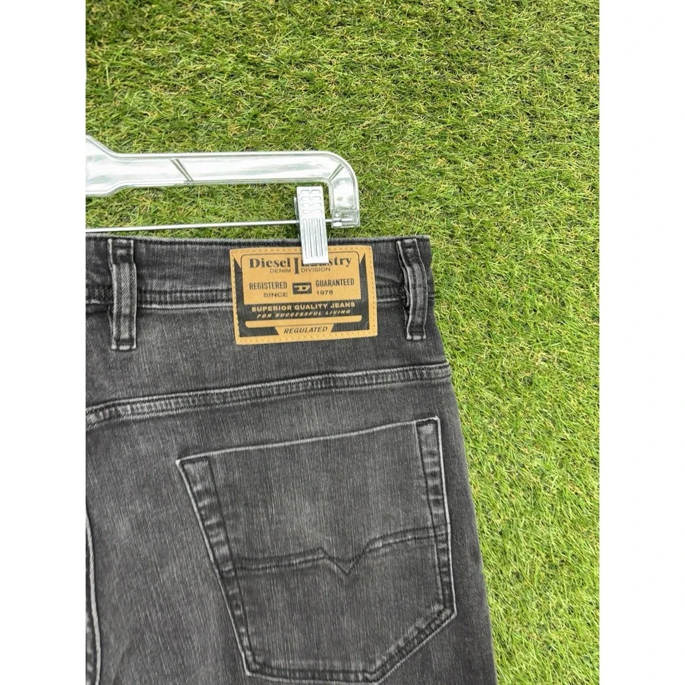 DIESEL Jeans Mens 34x32 Safado Straight Black Dark Denim Button Fly RM063 NWT